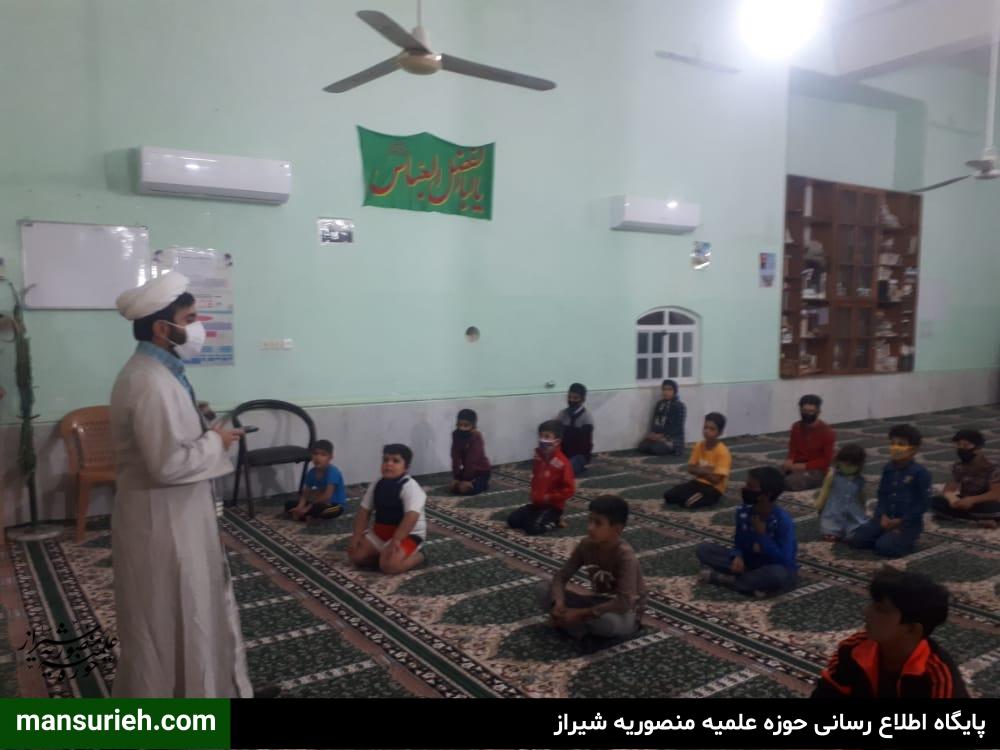 توزیع لوازم تحریر و نان توسط قرارگاه عمار حوزه منصوریه