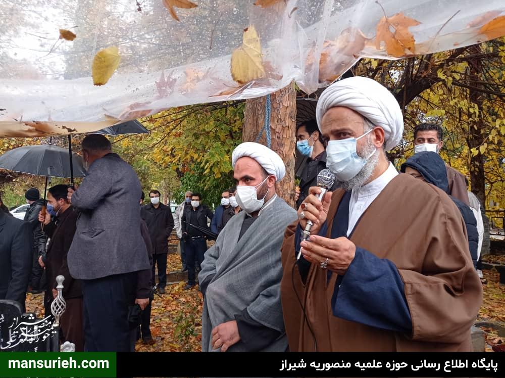 تصاویر| مراسم خاکسپاری صبیه مرحوم حضرت آیت الله محمدرضا حدائق