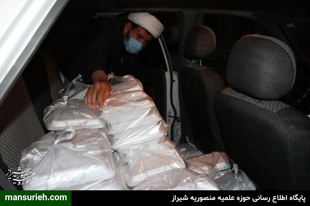 طبخ و توزیع 220 پرس غذا گرم به مناسبت نیمه شعبان از سوی قرارگاه عمار