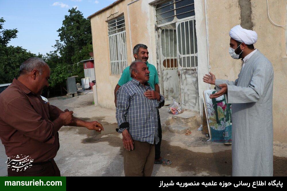 تصاویر| توزیع بسته های معیشتی توسط طلاب قرارگاه عمار در روستاهای شهرستان خفر