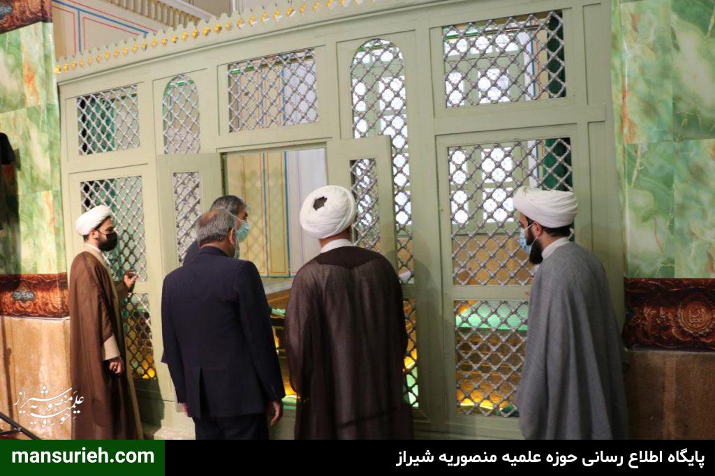 دیدار نمایندگان مجلس شورای اسلامی شیراز با حضرت استاد حاج شیخ علیرضا حدائق در مدرسه منصوریه