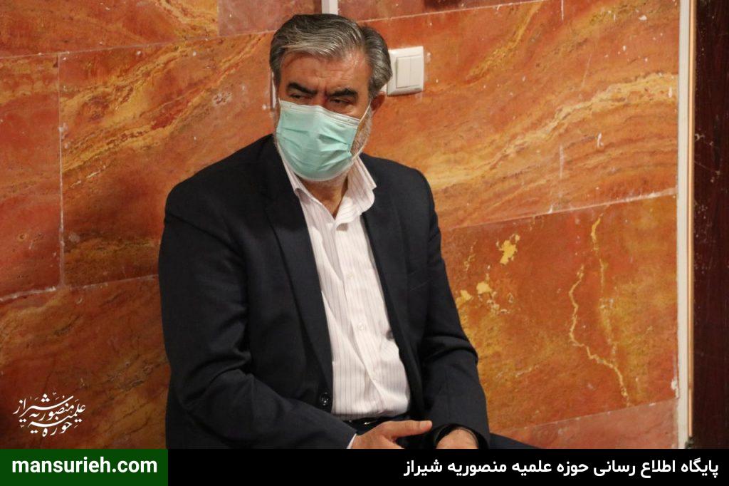 دیدار نمایندگان مجلس شورای اسلامی شیراز با حضرت استاد حاج شیخ علیرضا حدائق در مدرسه منصوریه