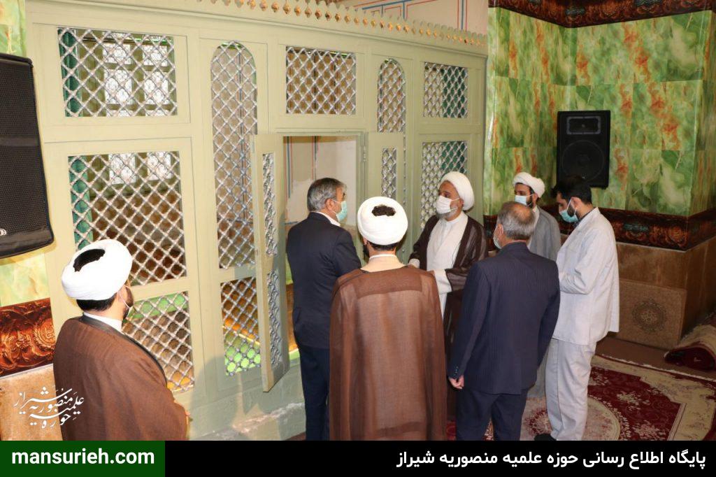 دیدار نمایندگان مجلس شورای اسلامی شیراز با حضرت استاد حاج شیخ علیرضا حدائق در مدرسه منصوریه