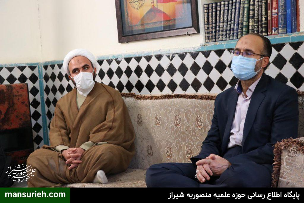 تصاویر| دیدار مدیرکل ستاد اجرایی فرمان حضرت امام (ره) در استان فارس با حجت الاسلام والمسلمین حمیدرضا حدائق